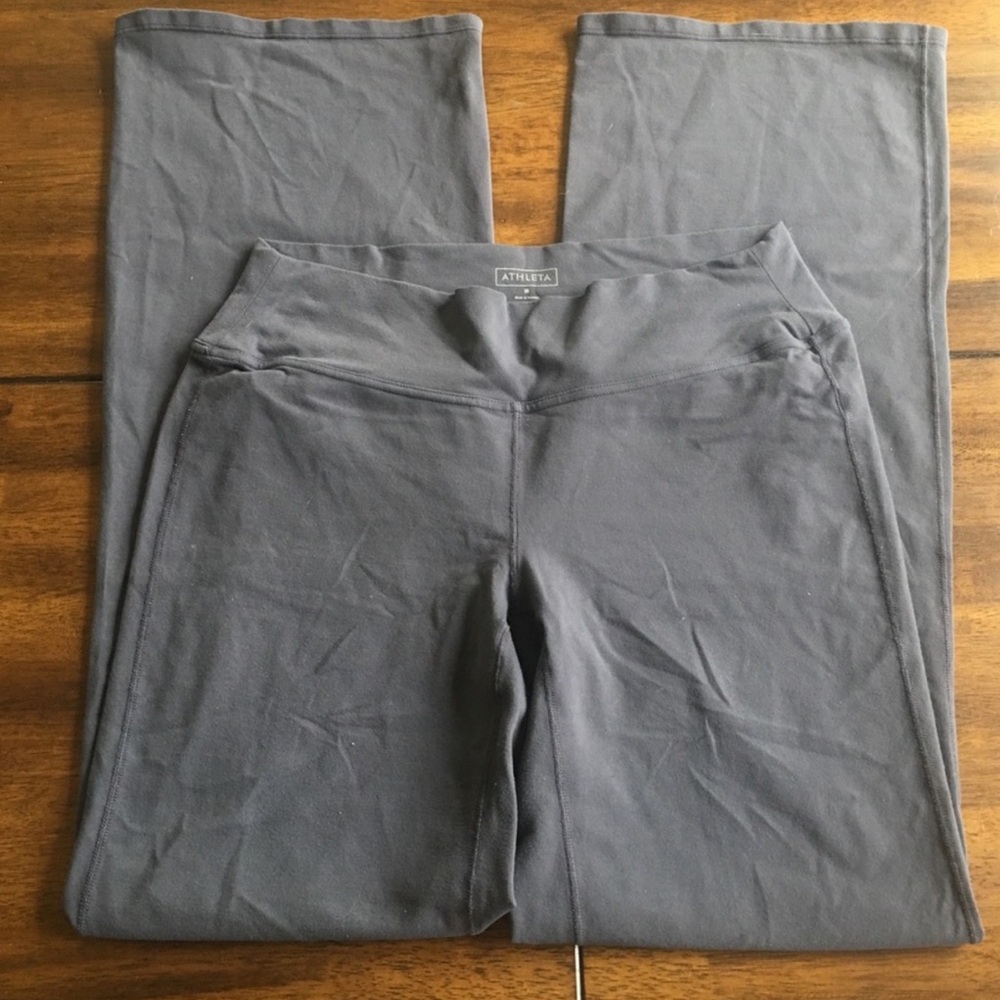 Athleta Fusion Flare Yoga Pants 🧘🏻‍♀️ - Picture 2 of 6